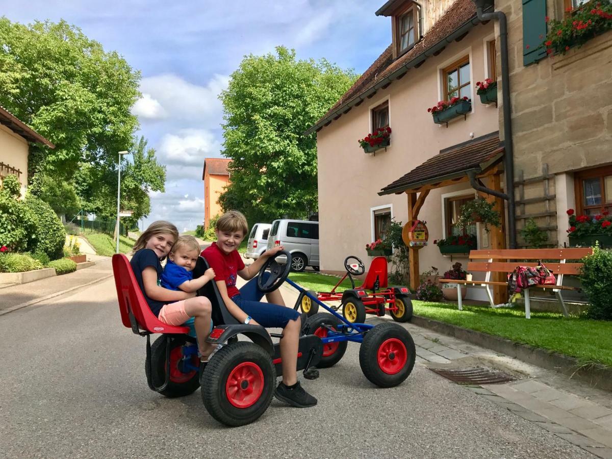 Ferienhaus Eitel シュパルト エクステリア 写真